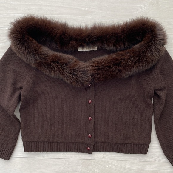 SALE! Valentino Brown Wool & Cashmere Blend Cropped Cardigan w/ Trim - Picture 5 of 12